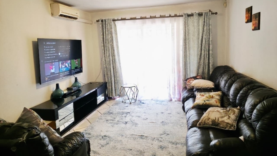 3 Bedroom Property for Sale in Rustenburg Central North West